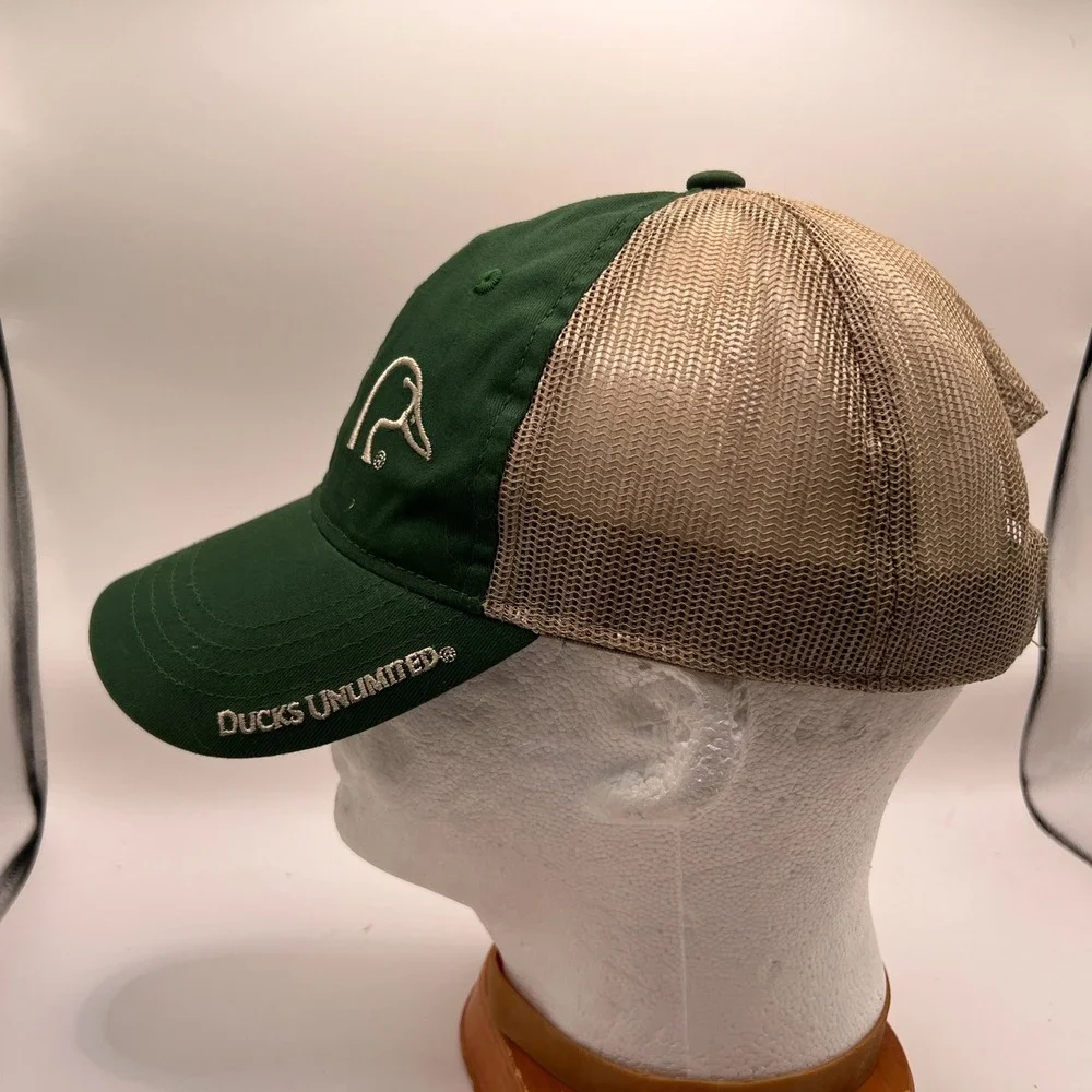 Ducks Unlimited Trucker Hat Green Tan Mesh Back Adjustable Hook Loop Strap Cap